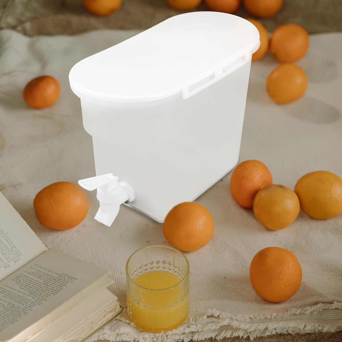 Water Jug with Faucet C4854