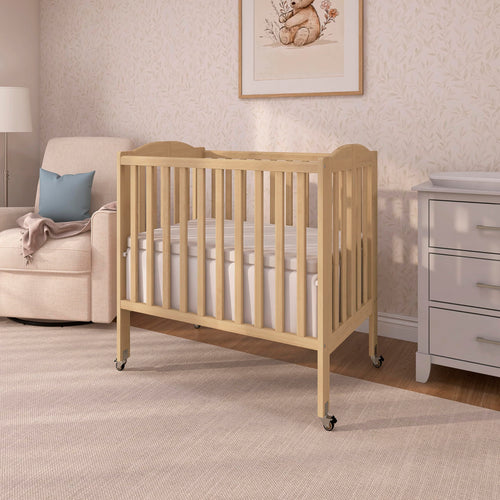 2-in-1 Portable Mini Crib with Mattress G914